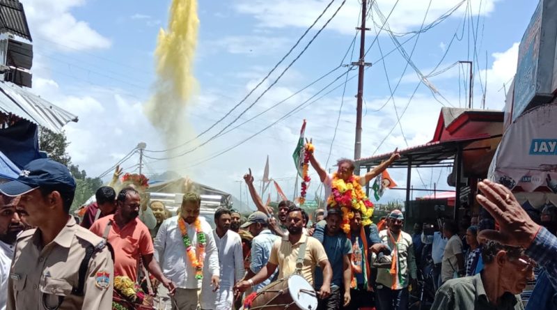  बद्रीनाथ विधानसभा के नव निर्वाचित विधायक लखपत बुटोला का पोखरी में जबरदस्त स्वागत