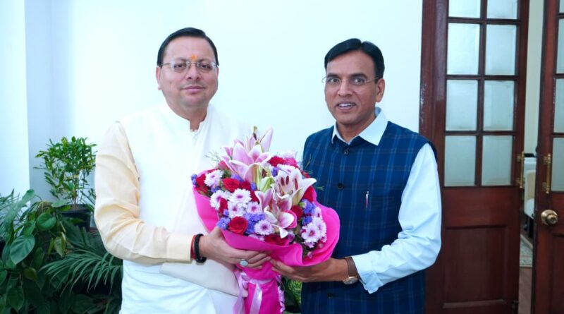 मुख्यमंत्री धामी ने केंद्रीय खेल मंत्री से की महत्वपूर्ण चर्चा : खेल विकास पर हुयी चर्चा