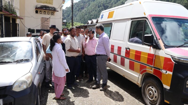 थराली में राहत कार्य हुए तेज ; अस्पताल को सुरक्षित स्थान ले जाया गया