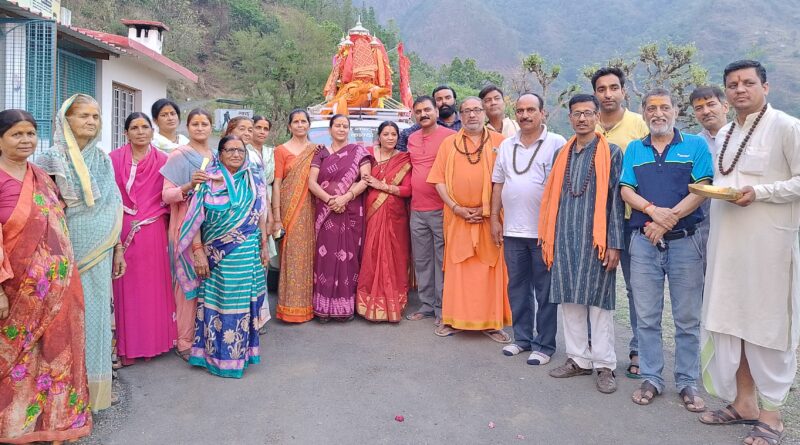 भारत में परिवार और नातेदारी: बदलता परिदृश्य