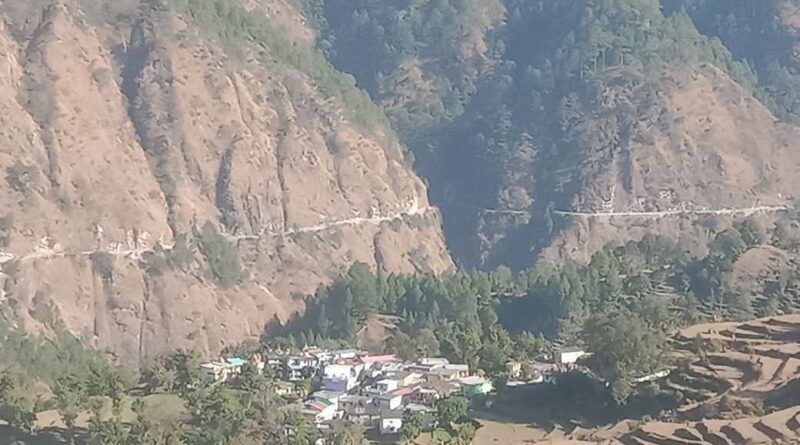 सड़क सुविधा से वंचित काण्डी चन्द्रशिला गाँव के लोग करेंगे आंदोलन