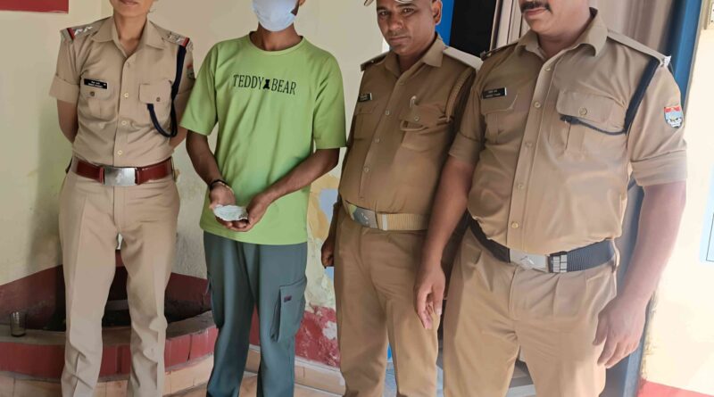 गौचर में स्मैक तस्करी पर पुलिस की कार्रवाई, एक गिरफ्तार