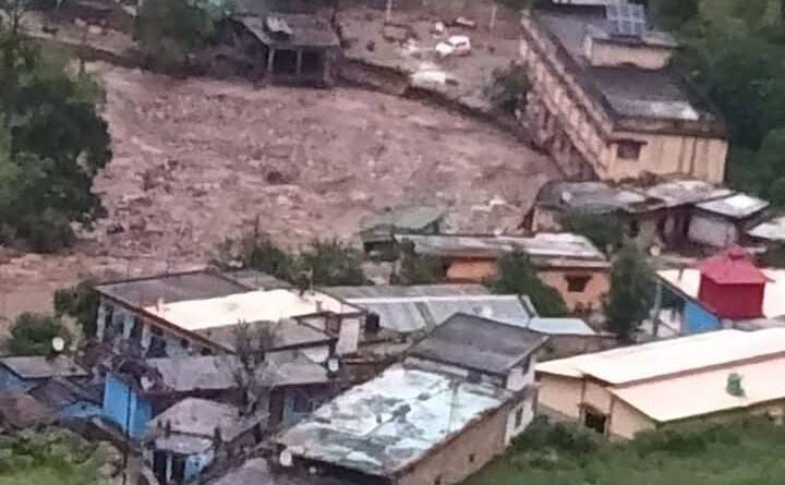 नंदानगर के सेरा गांव  पर फिर महामार : पांच लोगों के लापता होने की सूचना, दो घायल