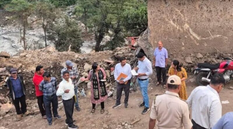 चमोली में पीडीएनए टीम ने किया आपदा प्रभावित क्षेत्रों का स्थलीय निरीक्षण