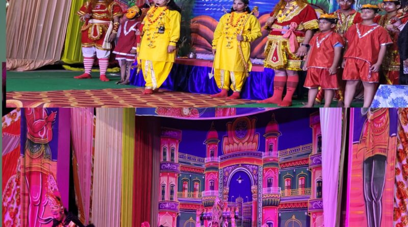 गौचर की रामलीला में रावण-अंगद संवाद देखने उमड़ी भीड़