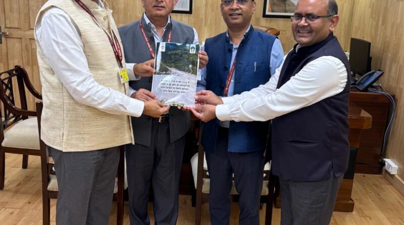 आपदाग्रस्त उत्तराखण्ड ने केंद्र सरकार को सौंपा 5702.15 करोड़ रुपए के आर्थिक पैकेज का प्रस्ताव