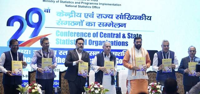 “चिल्ड्रन इन इंडिया 2025” : लड़कों की तुलना में लड़कियों को अधिक गोद लिया जाता है भारत में