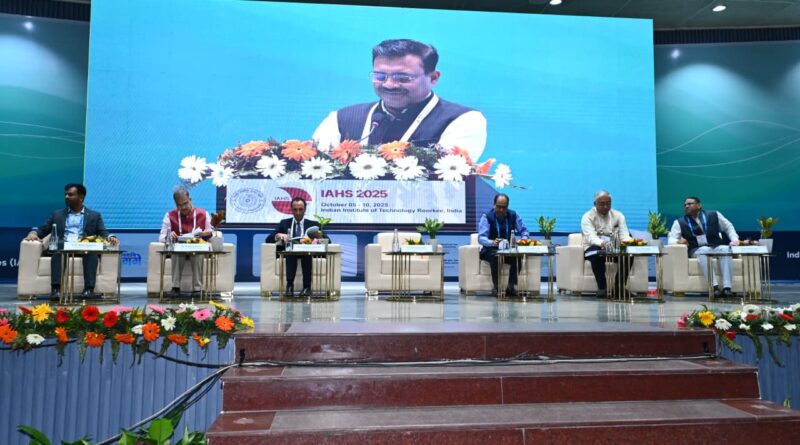 उत्तराखंड के मुख्य सचिव ने जलवायु लचीलापन व जल स्थिरता पर अंतर्राष्ट्रीय सम्मेलन का किया उद्घाटन