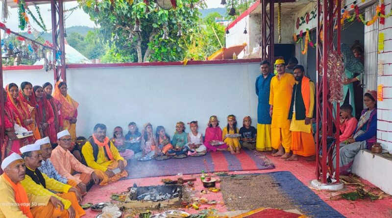 नवरात्रि समापन पर नंदादेवी राजराजेश्वरी सिद्धपीठ देवराड़ा में हवन-यज्ञ व भंडारा