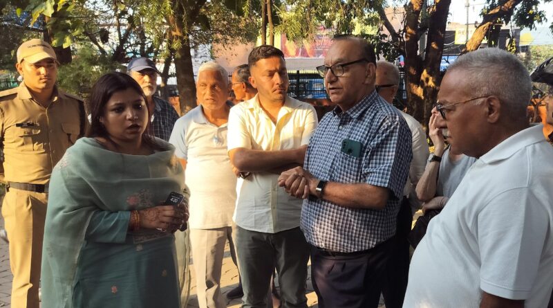 देहरादून गांधी पार्क में कैंटीन निर्माण पर रोक लगेगी, मुख्य नगर आयुक्त ने दिया आश्वासन