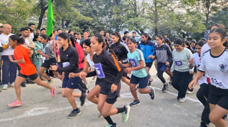 गढ़वाल विश्वविद्यालय में सरदार पटेल की 150वीं जयंती पर राष्ट्रीय एकता दिवस धूमधाम से मनाया गया