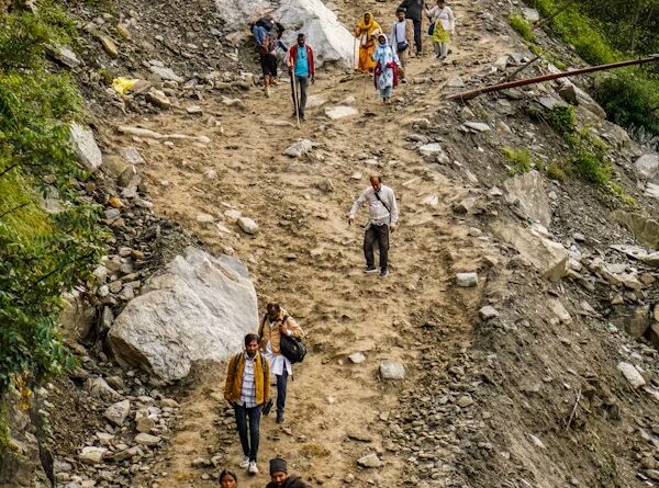 त्रासदी से समाधान तक: मीडिया को उत्तराखंड भूस्खलन की कवरेज पर पुनर्विचार क्यों करना चाहिए ?