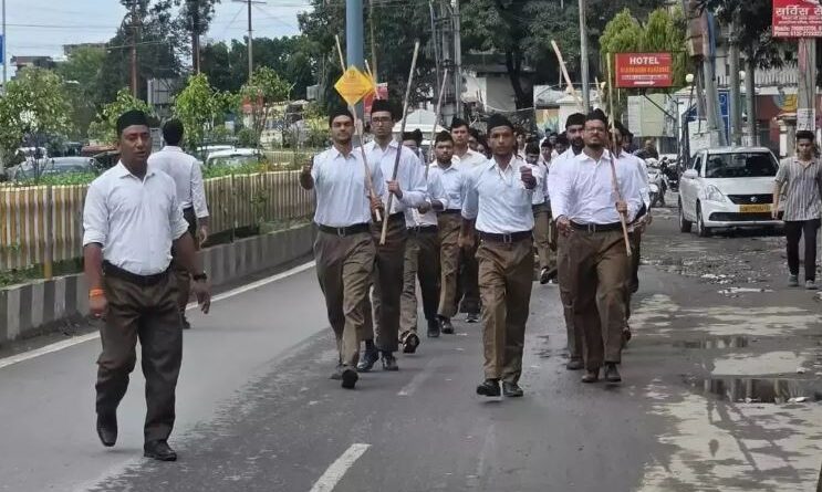 दून मेडिकल कॉलेज में आरएसएस का पथ संचलन पर जताया कांग्रेस ने विरोध