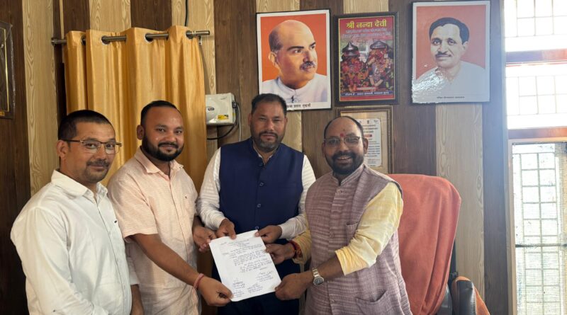 गढ़वाल-कुमाऊं को जोड़ने वाले क्षतिग्रस्त पुल के पुनर्निर्माण की मांग