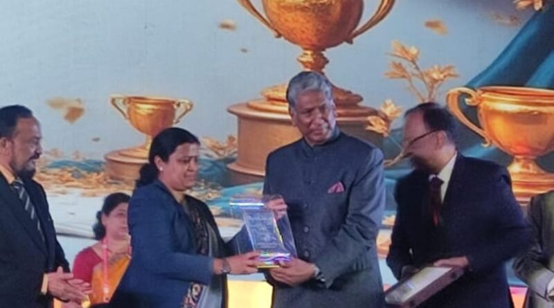 ज्योति विद्यालय जोशीमठ की वरिष्ठ शिक्षिका कुसुम उनियाल “डेरोज़ियो अवॉर्ड” से सम्मानित