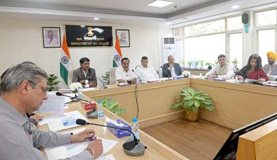 जल क्षेत्र में उत्कृष्टता के लिए उत्तराखंड के मोहन चंद्र कांडपाल सर्वश्रेष्ठ व्यक्ति घोषित