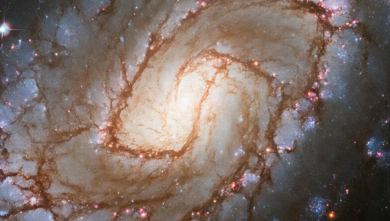 नए अध्ययन से आकाशगंगाओं के चारों ओर मौजूद हेलो के द्रव्यमान को मापने के तरीके में बदलाव