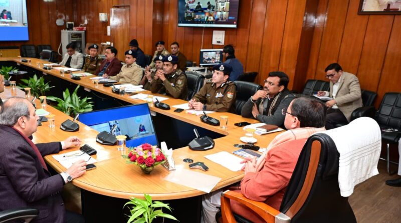 नव वर्ष पर उत्तराखंड में सुरक्षा-यातायात प्रबंधन कड़े, पर्यटकों की सुविधा पर खास जोर