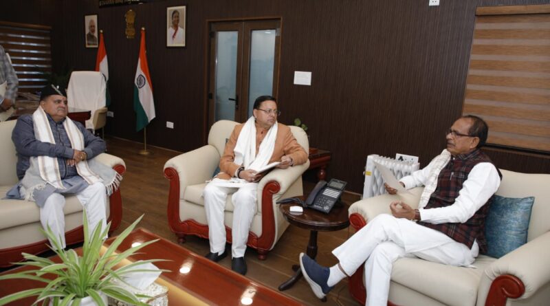 उत्तराखण्ड की 184 ग्रामीण सड़कों के निर्माण के लिए  भारत सरकार ने मंजूर की  1700 करोड़ की धनराशि