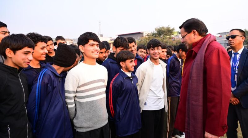 मुख्यमंत्री  धामी ने अग्निवीर भर्ती प्रशिक्षण केंद्र का निरीक्षण किया