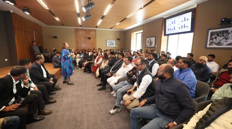 कांग्रेस मुख्यालय में सोशल मीडिया वॉलंटियर्स का संवाद एवं क्षमता संवर्धन सत्र आयोजित