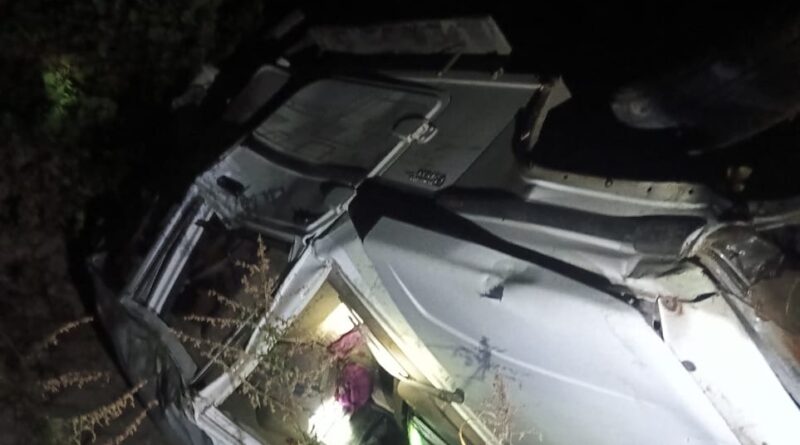 थराली–कुराड़ मार्ग पर बोलेरो दुर्घटनाग्रस्त,  छह घायल, दो की  हालत गंभीर