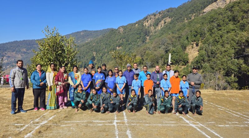इंटर कॉलेज थालाबैड़ में न्याय पंचायत स्तरीय खेल महाकुंभ शुरू