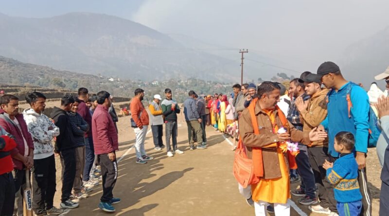 प्रवीण राणा क्रिकेट मेमोरियल टूर्नामेंट नंदा कुंड मैदान में शुरू