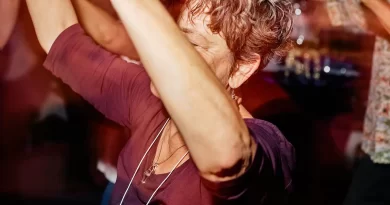 My Long Weekend With 700 People Touched by Death