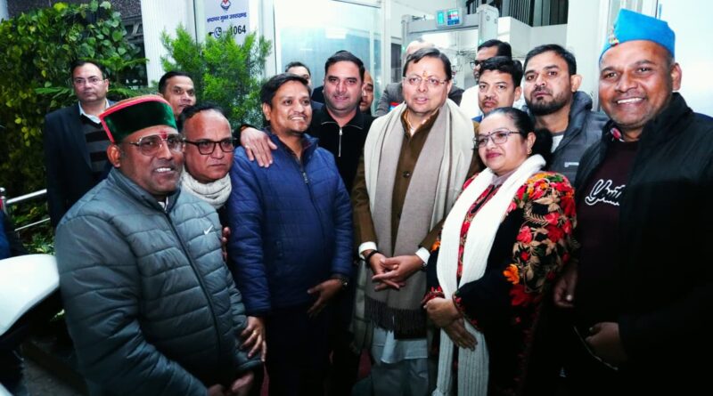 उपनल कर्मचारियों ने समान कार्य-समान वेतन के निर्णय पर मुख्यमंत्री का जताया आभार