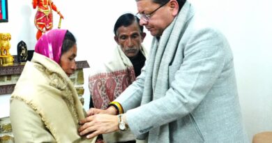 अंकिता भंडारी के माता पिता ने मुख्यमंत्री धामी से की मुलाकात