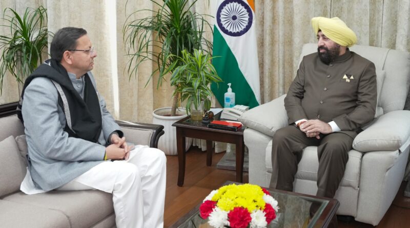 मुख्यमंत्री धामी ने राज्यपाल गुरमीत सिंह से शिष्टाचार भेंट की