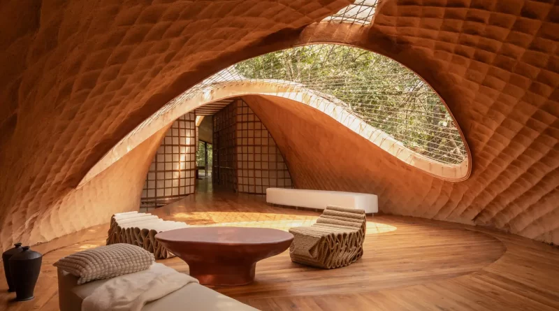 A House Built as a Bridge, Suspended Over a 23-Foot-Deep Gorge