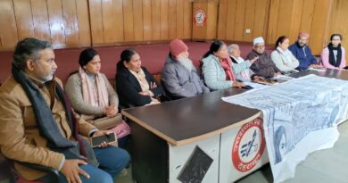 अंकिता हत्याकाण्ड : विपक्षी दल जुटे मुख्यमंत्री आवास घेरने की तैयारी में