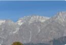 हिमालय की गगनचुंबी चोटियां तरस रही हैं बर्फबारी के लिए
