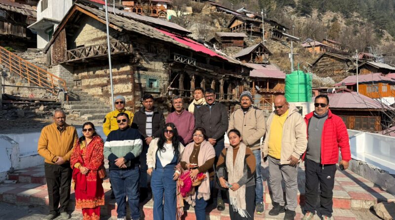 उत्तरकाशी: विंटर टूरिज्म को पंख देने के लिए देश भर के टूर ऑपरेटर्स का ‘फेम टूर’ शुरू