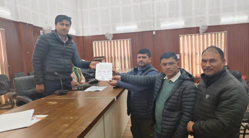 ब्लॉक कार्यालय देवाल में तीन पद रिक्त, पंचायत प्रतिनिधियों ने दी आंदोलन की चेतावनी