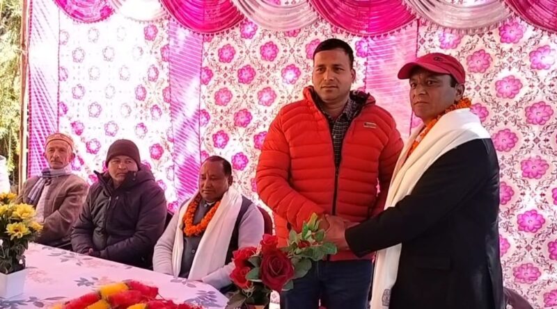 वन विभाग के दो अधिकारियों को सेवानिवृत्ति पर भावपूर्ण विदाई