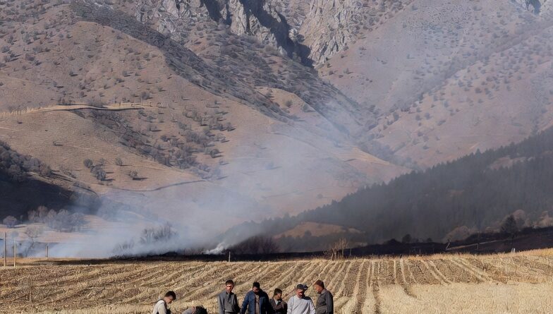 सूखे मौसम की मार भी पड़ रही है कस्तकारों पर