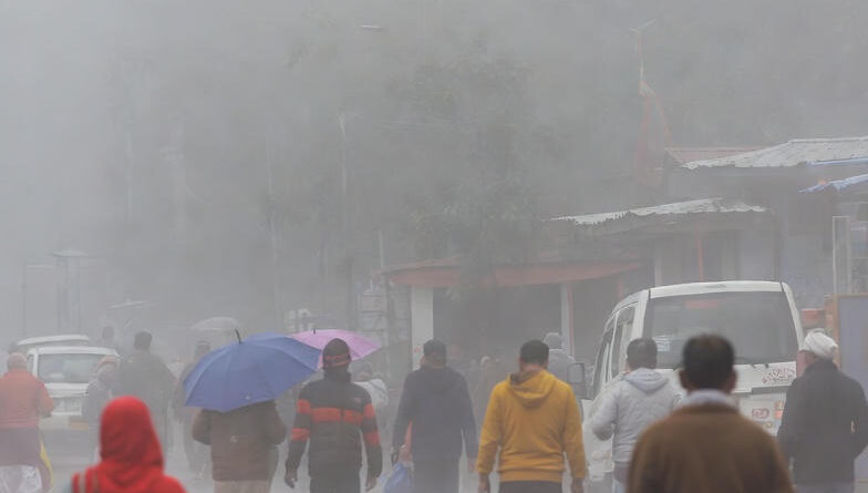 8 जनवरी तक घने कोहरे में डूबा रहेगा उत्तराखण्ड, पहाड़ी जिलों में बारिश के आसार