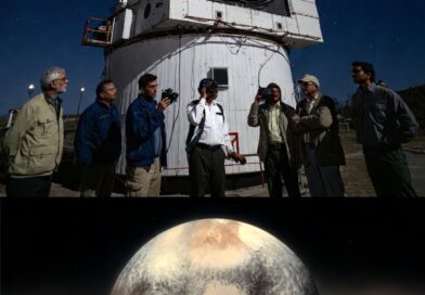 प्लूटो की सतह पर वायुमंडलीय दबाव पृथ्वी से 80,000 गुना कम है प्लूटो की सतह पर वायुमंडलीय दबाव पृथ्वी से 80,000 गुना कम है