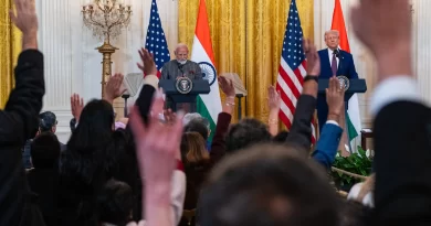 अमेरिकी सुप्रीम कोर्ट का फैसला: ट्रंप के टैरिफ पर बड़ा झटका, मोदी की मुश्किलें बढ़ीं