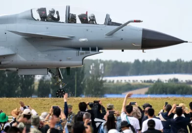 Former U.S. Air Force Officer Is Accused of Training Chinese Military Pilots Former U.S. Air Force Officer Is Accused of Training Chinese Military Pilots