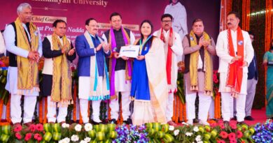 स्वामी राम विश्वविद्यालय के आठवें दीक्षांत समारोह में 1001 विद्यार्थियों को डिग्रियां