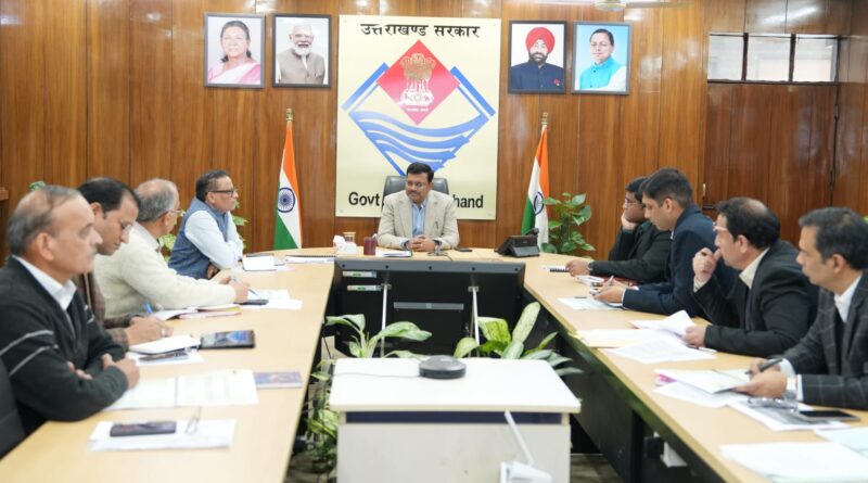 टिहरी झील को ग्लोबल डिटिनेशन के रूप में विकसित करने के निर्देश