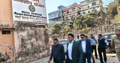 सचिव ने देहरादून केआमवाला तरला आवासीय योजना का किया निरीक्षण, गुणवत्ता और समयसीमा पर जोर