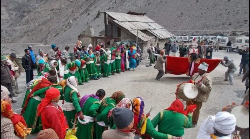 उत्तरकाशी में जाड और खाम्पा जनजाति का समृद्ध लोसर त्योहार शुरू, देखिये वीडियो