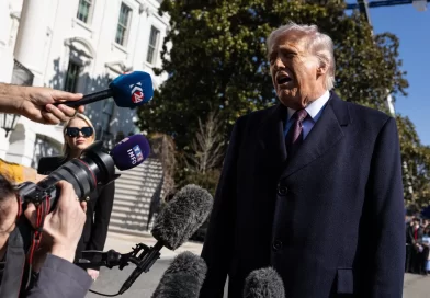 IN PLUNGING INTO A MIDEAST CONFLICT, TRUMP GAMBLES HIS PRESIDENCY IN PLUNGING INTO A MIDEAST CONFLICT, TRUMP GAMBLES HIS PRESIDENCY