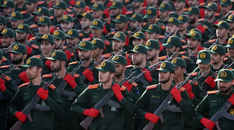 ईरान के क्रांतिकारी गार्ड्स: एक सैन्यीकृत राज्य की रीढ़