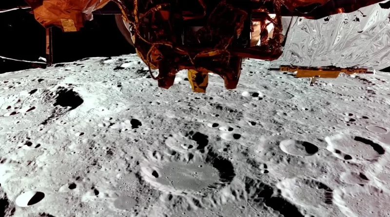 चंद्रमा पर उतरने से पहले, एक भीषण टक्कर का साया मंडराया